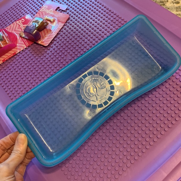 Barbie accessories bundle. Pool, shoes, puppy, and bookbag - Picture 10 of 11